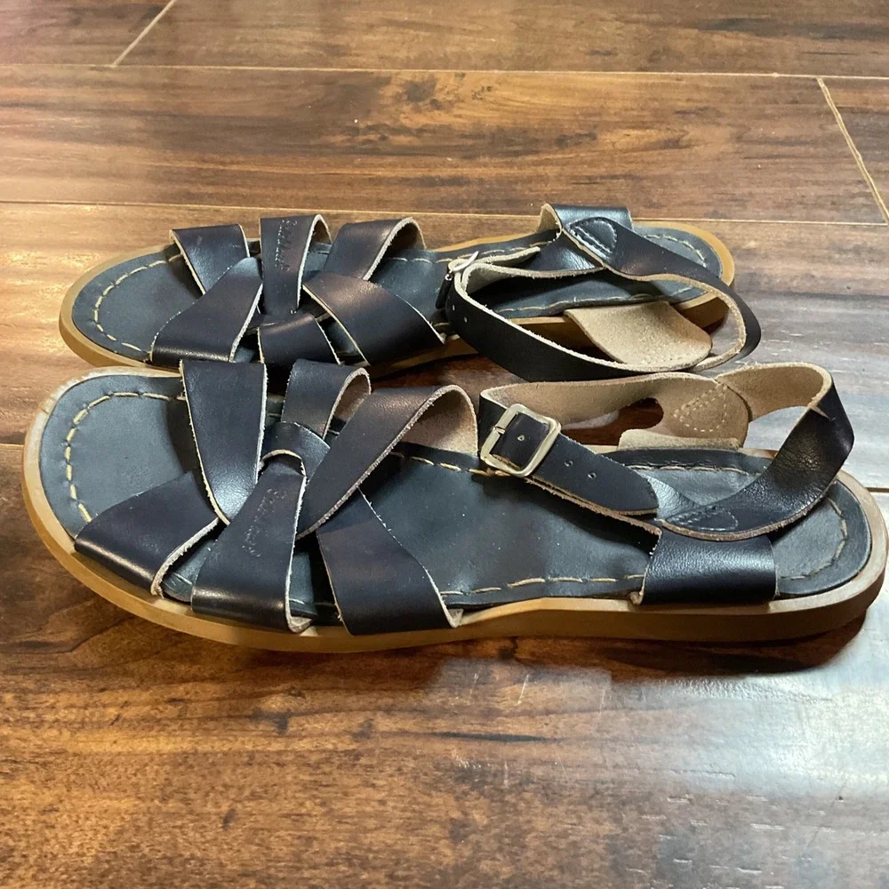 Salt Water Sandals by Hoy Original The Original Navy Blue Leather Sandals Size 5
